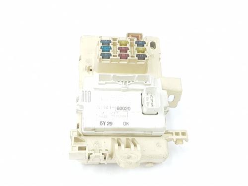 Used Fuse box TOYOTA LAND CRUISER 90 (_J9_) 3.0 TD (KZJ90_, KZJ95_, KZJ90R, KZJ95R, KZJ90W, KZJ95W) (125 hp) 18705032