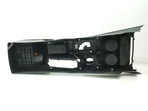 Armrest / Center console TOYOTA HILUX VIII Platform/Chassis (_N1_)  | BP29370754I20 