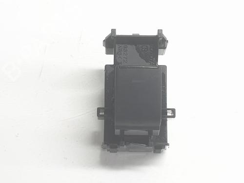 Used Right rear window switch TOYOTA HILUX VIII Pickup (_N1_) [2015-2025]  30706641
