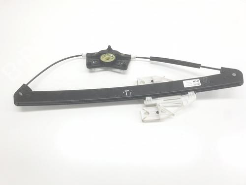 Used Rear left window mechanism Rear left window mechanism AUDI Q3 Sportback (F3N) 2.5 RS TFSI quattro (400 hp) 33464582 33464582