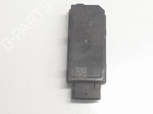 BP30548997M83 main image