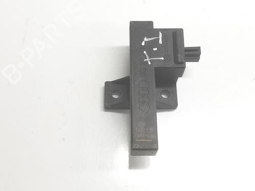 BP30469025M83 main image