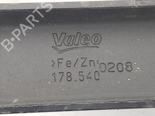 Front windshield wiper arm BMW 1 (E87) 118 d | BP7920716C143 