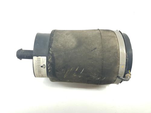 Used Right rear shock absorber Right rear shock absorber LAND ROVER RANGE ROVER SPORT II (L494) 3.0 TDV6 4x4 (258 hp) 33676905 33676905