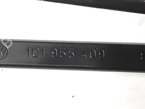 Front windshield wiper arm VW GOLF V (1K1) 2.0 GTI | BP6213618C143 