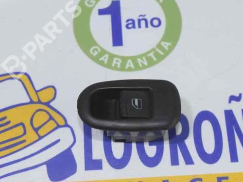 Used Right rear window switch Right rear window switch SEAT LEON (1M1) 1.6 16 V (105 hp) 1365636 1365636