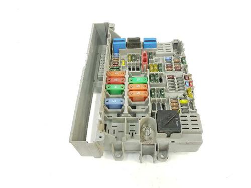 Used Fuse box BMW 1 (E87) 118 d (122 hp) 7040832