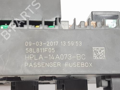 Fuse box LAND ROVER RANGE ROVER SPORT II (L494) 3.0 SDV6 4x4 | BP20649333E1