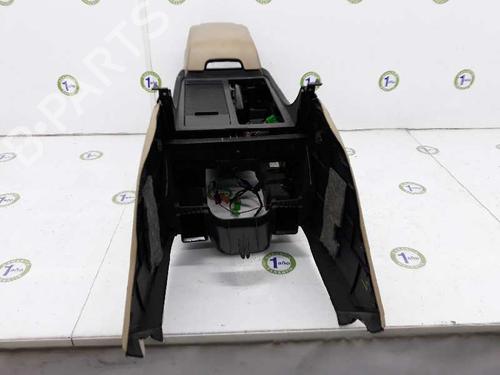 Armrest / Center console LAND ROVER RANGE ROVER SPORT I (L320) 2.7 D 4x4 | BP7893013I20 