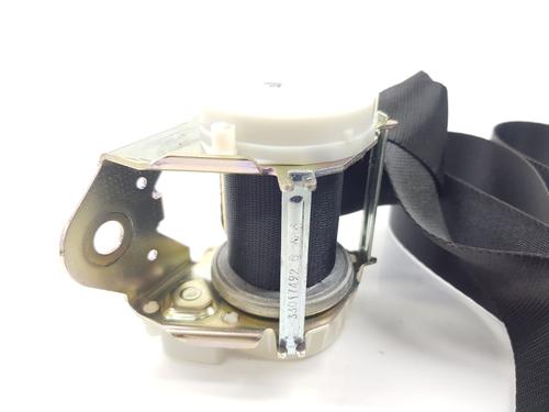 Rear right seatbelt LAND ROVER FREELANDER 2 (L359) 2.2 TD4 4x4 | BP15961457I28
