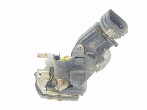 rear-right-lock-toyota-land-cruiser-90-_j9_-1995-1996-1997-1998-1999-2000-2001-2002-2003-31813438 main image