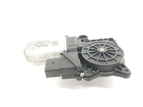 Used Left rear window motor BMW 1 (E87) 118 d (122 hp) 15261640