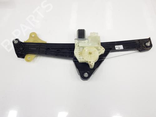 Used Front right window mechanism Front right window mechanism RENAULT CLIO V (B7_) [2019-2026] 33793861 33793861