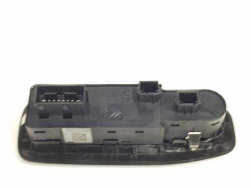 Left front window switch PEUGEOT 208 I (CA_, CC_) 1.6 HDi | BP29331805I27 
