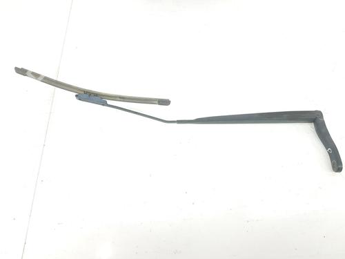 Used Front windshield wiper arm RENAULT MEGANE III Hatchback (BZ0/1_, B3_) 1.5 dCi (BZ09, BZ0D, BZ1W, BZ29, BZ14) (110 hp) 10255294