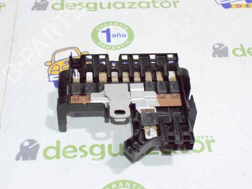 Used Fuse box BMW 5 Touring (F11) 530 d xDrive (258 hp) 775005