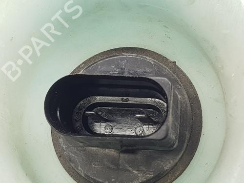 Windscreen washer tank VW GOLF VI (5K1) 1.6 TDI | BP16435975C113