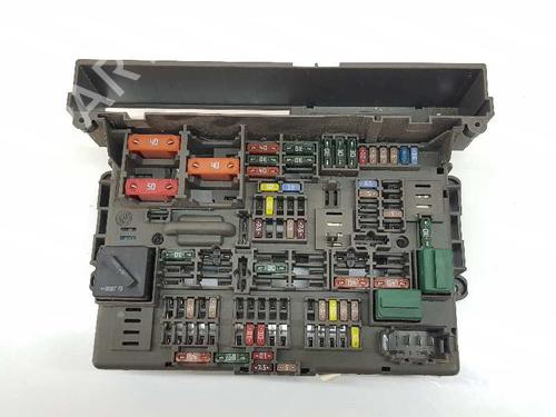 Used Fuse box BMW 3 Touring (E91) 318 d (143 hp) 3376105
