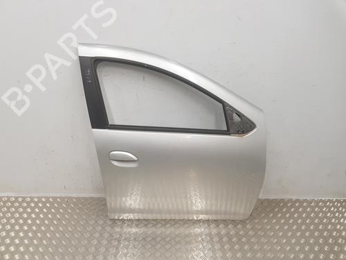 right-front-door-dacia-duster-suv-van-2011-37466298 main image