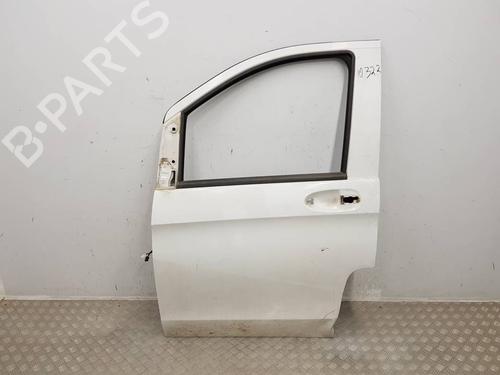 Used Left front door Left front door 39070057 39070057