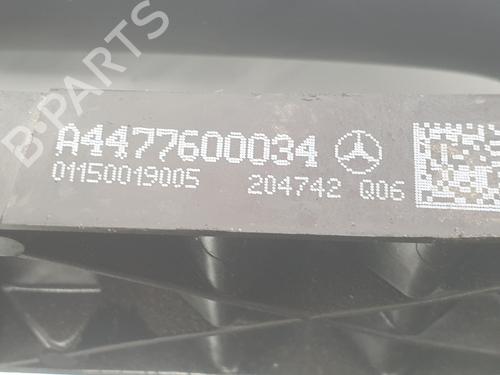 Front left exterior door handle MERCEDES-BENZ VITO Van (W447) 110 CDI (447.601, 447.603, 447.605) | BP28104048C128