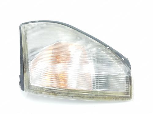Blinklys fortil venstre TOYOTA LAND CRUISER 90 (_J9_) 3.0 TD (KZJ90_, KZJ95_, KZJ90R, KZJ95R, KZJ90W, KZJ95W) (125 hp) 31818024