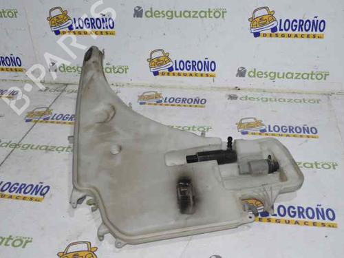 Used Windscreen washer tank BMW 3 (E90) 330 d (231 hp) 7420269
