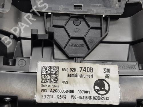 Instrument cluster SKODA FABIA III (NJ3) 1.0 | BP10485809C47 