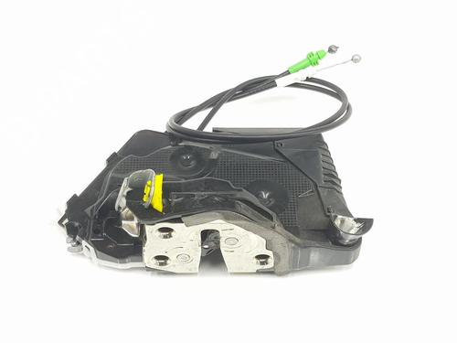 Used Front left lock TOYOTA YARIS (_P13_) 1.5 Hybrid (NHP130_, NHP130) (101 hp) 16251199
