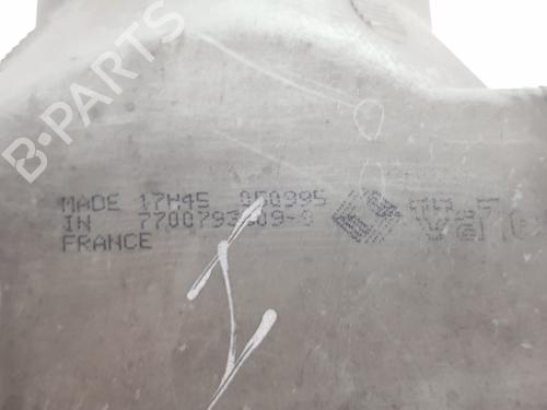 Left headlight RENAULT TRAFIC Van (T_, P_, V_) 1.9 D | BP28827260C28 
