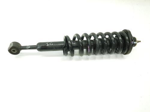 Used Left front shock absorber TOYOTA HILUX VIII Platform/Chassis (_N1_) [2015-2025]  29370761
