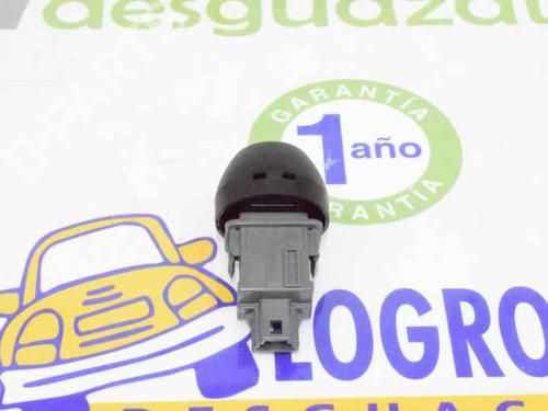 Warning switch TOYOTA RAV 4 III (_A3_) 2.2 D 4WD (ALA30_, ALA30R) | BP13098467I22 