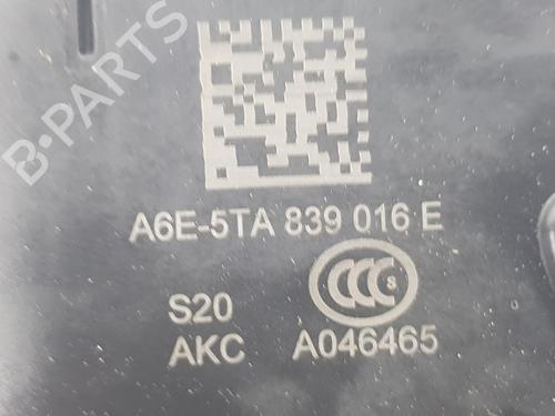 Rear right lock SEAT ARONA (KJ7, KJP) 1.0 TSI | BP16982017C99 