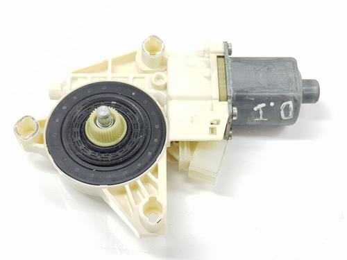 Used Left front window motor MERCEDES-BENZ C-CLASS (W204) C 200 CDI (204.007, 204.006) (136 hp) 15990043
