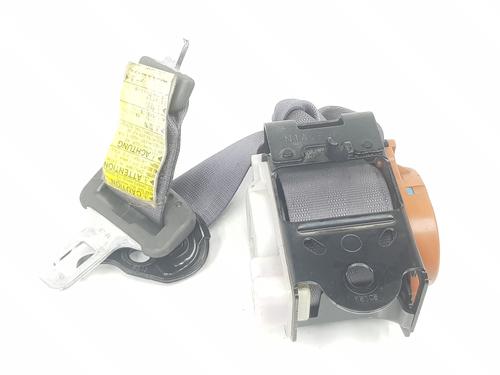 Rear center seatbelt TOYOTA LAND CRUISER PRADO (_J12_) 3.0 D-4D (KDJ120, KDJ125) | BP17561705I27 