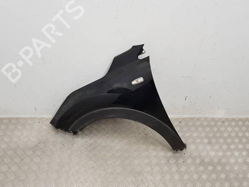 left-front-fenders-kia-stonic-yb-2017-38777730 main image