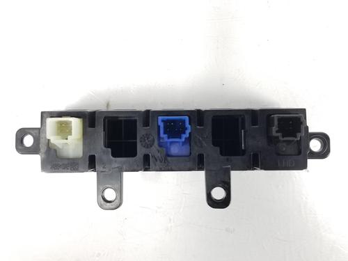 Switch NISSAN PULSAR Hatchback (C13) 1.5 dCi | BP11683150I30 