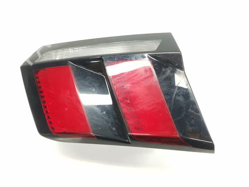Left tailgate light PEUGEOT 3008 II SUV (MC_, MR_, MJ_, M4_) 1.5 BlueHDi 130 | BP20321453C79 