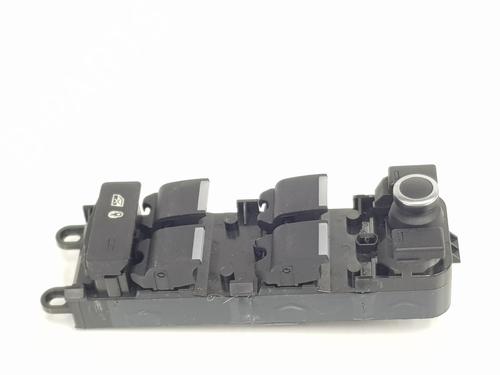 Used Left front window switch LAND ROVER RANGE ROVER EVOQUE (L551) 2.0 D150 (150 hp) 30853345
