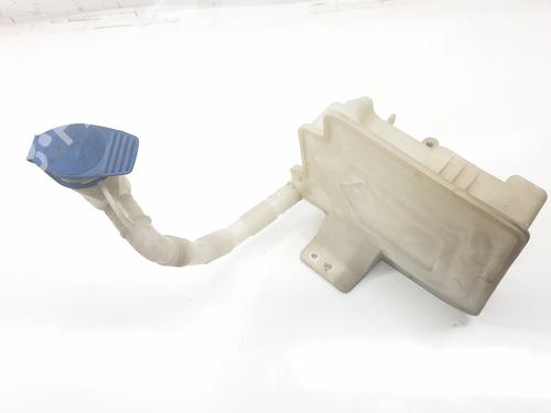 Used Windscreen washer tank Windscreen washer tank VW CADDY III MPV (2KB, 2KJ, 2CB, 2CJ) 1.6 TDI (102 hp) 32774985 32774985