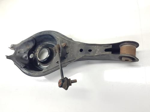 Used Right rear suspension arm Right rear suspension arm MAZDA 3 (BM, BN) [2013-2019] 33474530 33474530