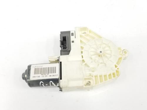 Right front window motor LAND ROVER DISCOVERY III (L319) 2.7 TD 4x4 | BP12955619E20 