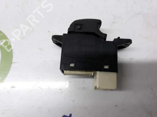 Right front window switch HYUNDAI SANTA FÉ I (SM) 2.0 CRDi | BP2983684I26 