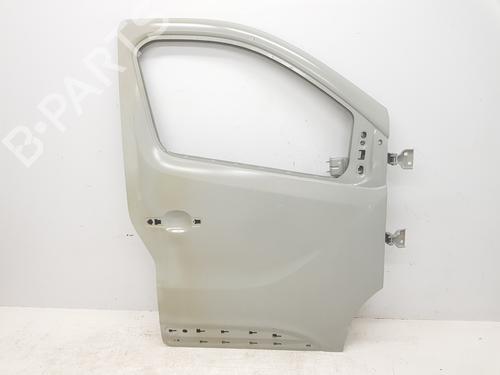 Used Right front door RENAULT TRAFIC III Van (FG_) 1.6 dCi 140 (FGMA, FGMC) (140 hp) 30682043