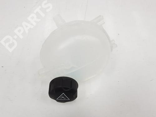 Used Expansion tank Expansion tank PEUGEOT 208 II (UB_, UP_, UW_, UJ_) 1.2 PureTech 100 (101 hp) 9727727 9727727