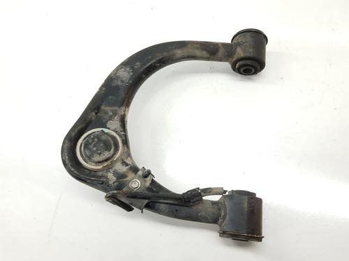 Draagarm links voor TOYOTA LAND CRUISER PRADO (_J12_) 3.0 D-4D (KDJ120, KDJ125) (166 hp) 31758034