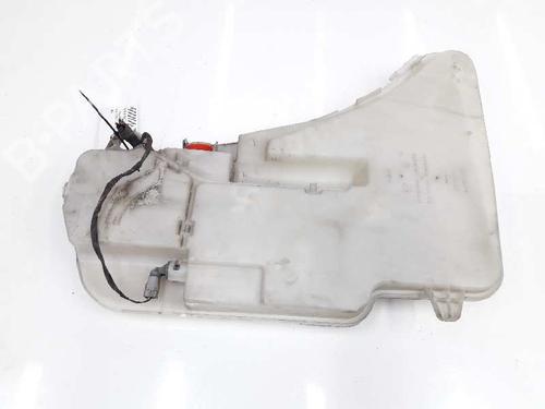 Used Windscreen washer tank BMW 5 (F10) 530 d (245 hp) 7417889