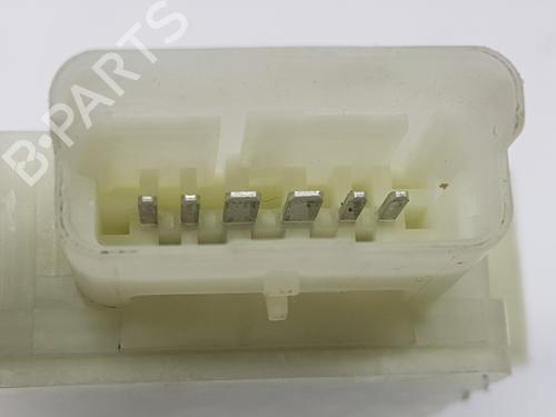 Right front window motor PEUGEOT 308 SW II (LC_, LJ_, LR_, LX_, L4_) 1.6 BlueHDi 120 | BP15581032E20 
