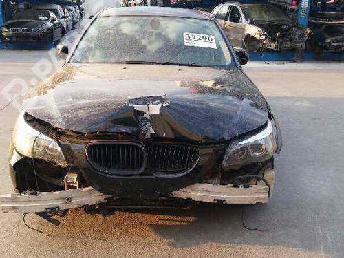 BMW 5 (E60)  520 i  37339