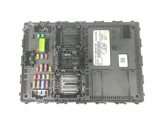 Used Fuse box FORD FIESTA VII (HJ, HF) 1.0 EcoBoost (101 hp) 18696074
